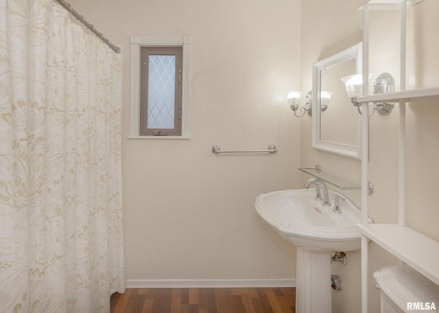 2501 BRADY Street, Davenport, IA 52803