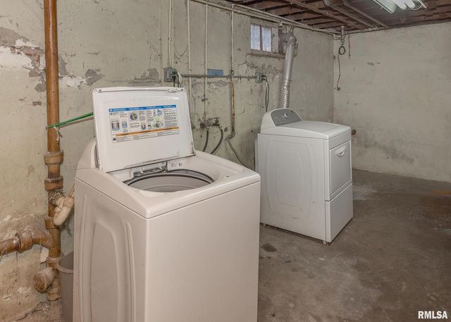 2501 BRADY Street, Davenport, IA 52803