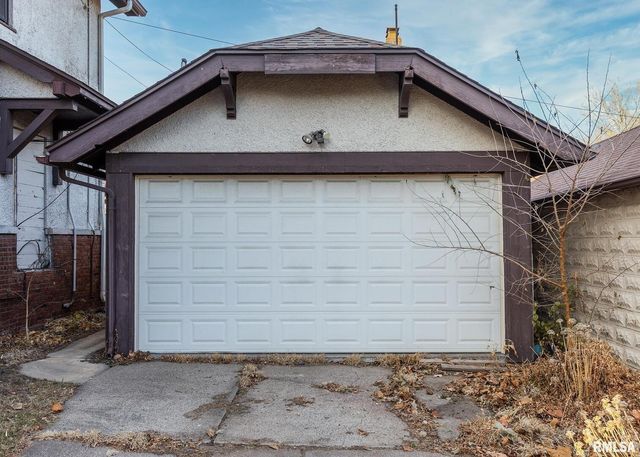 2501 BRADY Street, Davenport, IA 52803