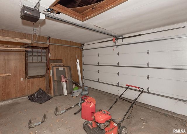 2501 BRADY Street, Davenport, IA 52803