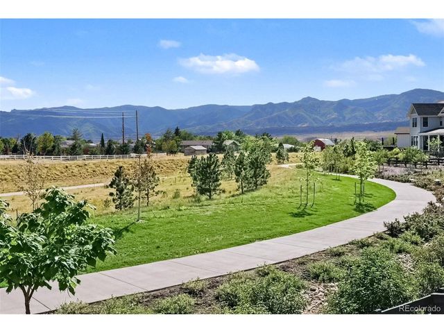 9204 Star Fall Cir, Littleton, CO 80125