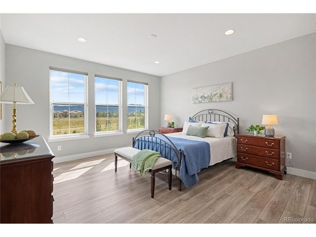 9204 Star Fall Cir, Littleton, CO 80125