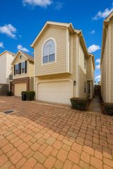 2939 Clinton Drive, Houston, TX 77020