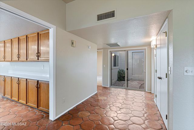 1956 N Ranch Drive, Tucson, AZ 85715