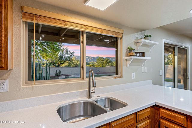 1956 N Ranch Drive, Tucson, AZ 85715