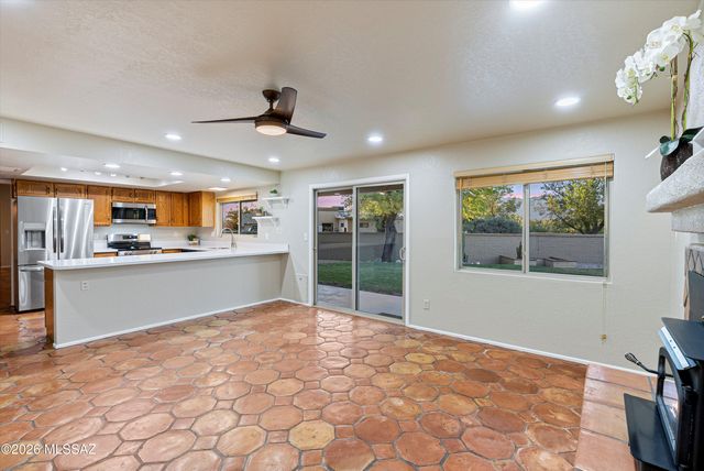 1956 N Ranch Drive, Tucson, AZ 85715