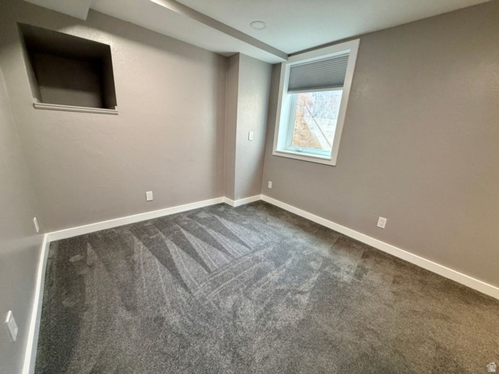 Image 14 of property listing at 6784 S 1530 E, Cottonwood Heights, UT 84121