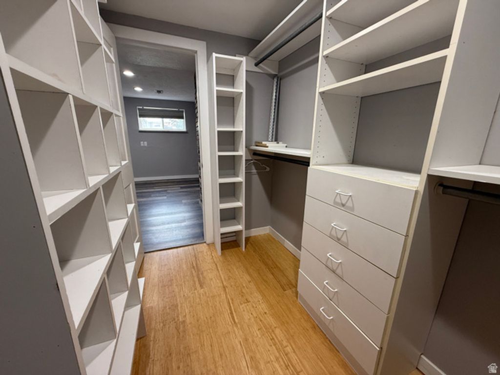 Image 21 of property listing at 6784 S 1530 E, Cottonwood Heights, UT 84121