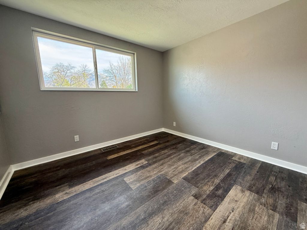 Image 31 of property listing at 6784 S 1530 E, Cottonwood Heights, UT 84121