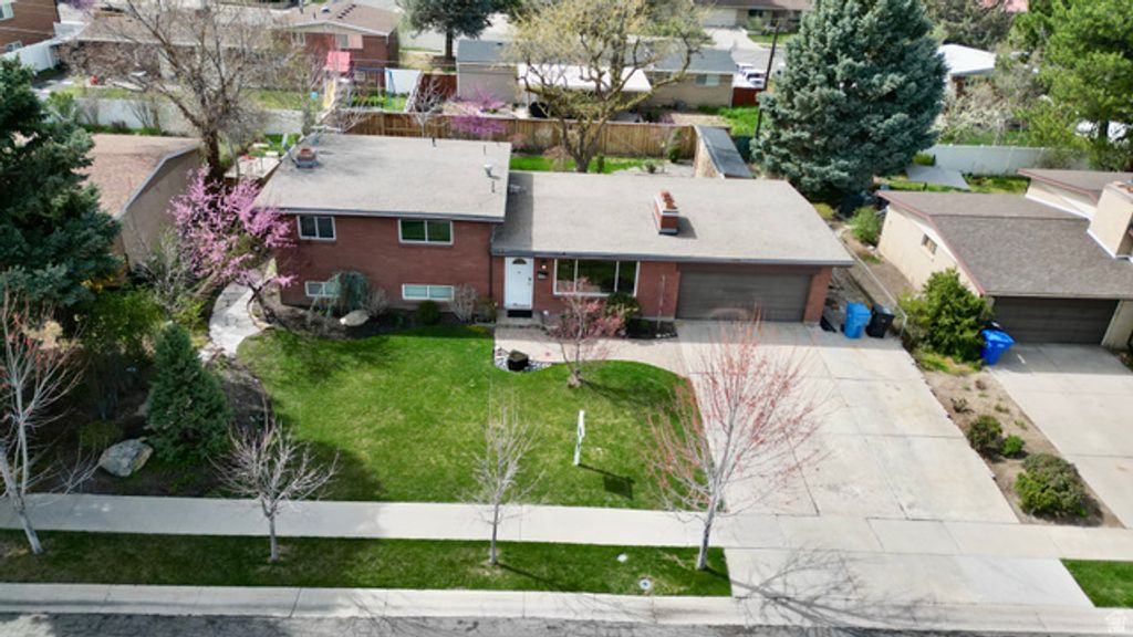 Image 40 of property listing at 6784 S 1530 E, Cottonwood Heights, UT 84121