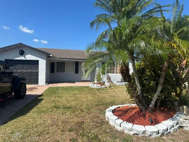 8201 NW 105th Ave, Tamarac, FL 33321