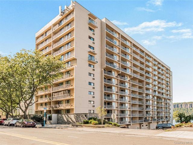1155 Warburton Avenue 5A, Yonkers, NY 10701