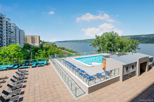 1155 Warburton Avenue 5A, Yonkers, NY 10701