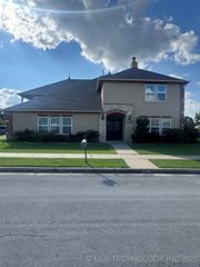 4310 S 134th East Place, Tulsa, OK 74134