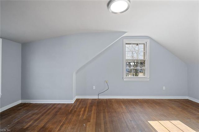 1610 Shiloh PL, Newport News, VA 23607