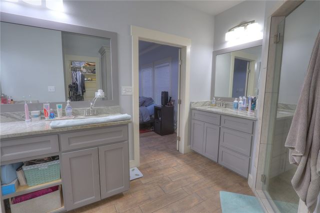 7933 Snake River Dr, Corpus Christi, TX 78414