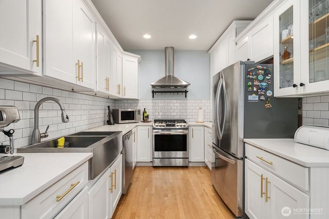 535 S 51st Court, Renton, WA 98055