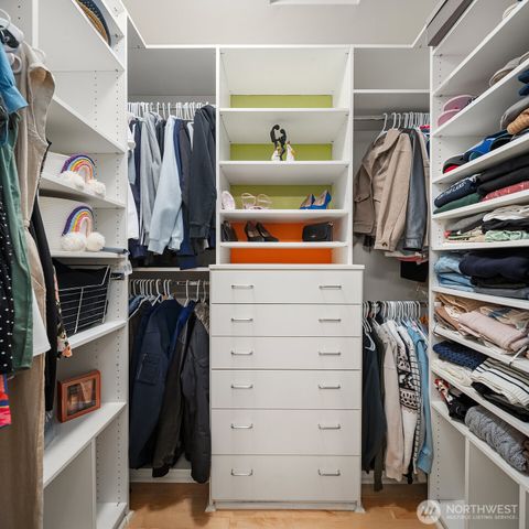 535 S 51st Court, Renton, WA 98055