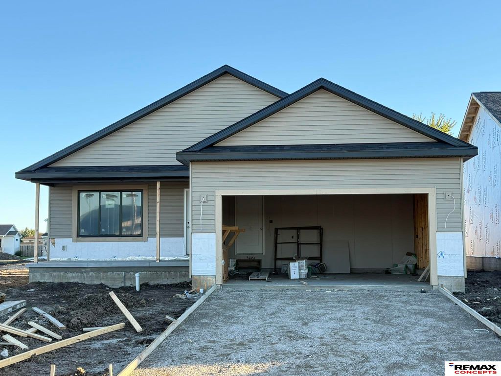3437 W C Street, Lincoln, NE 68522