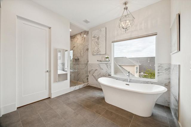 2434 Nantucket Drive C, Houston, TX 77057