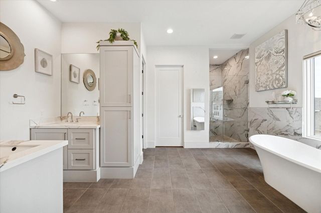 2434 Nantucket Drive C, Houston, TX 77057