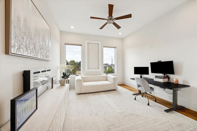 2434 Nantucket Drive C, Houston, TX 77057