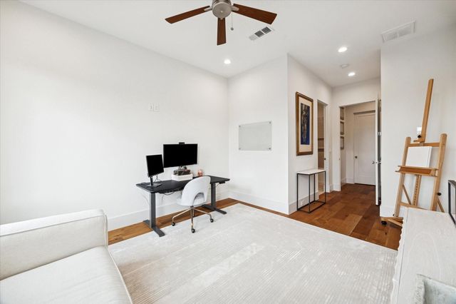 2434 Nantucket Drive C, Houston, TX 77057