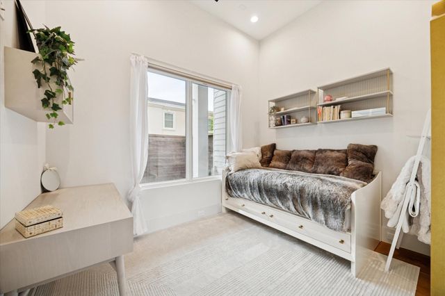 2434 Nantucket Drive C, Houston, TX 77057