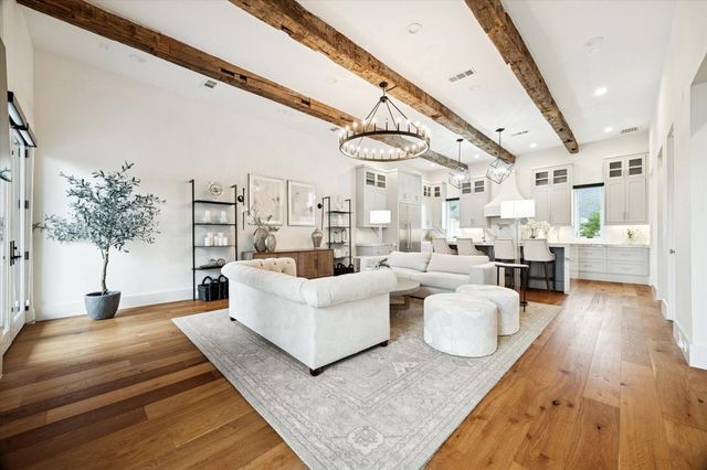 2434 Nantucket Drive C, Houston, TX 77057