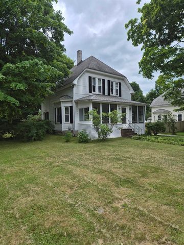 22 Fairview Avenue, Derry, NH 03038