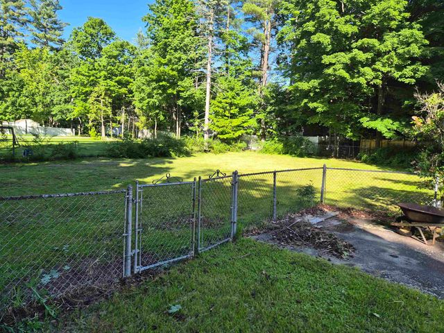 22 Fairview Avenue, Derry, NH 03038