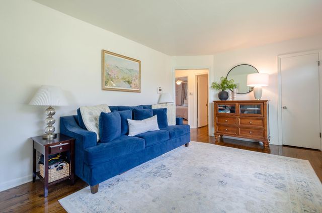 3823 Green Valley DR, Roanoke, VA 24018