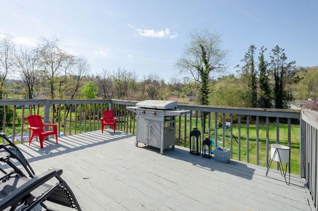 3823 Green Valley DR, Roanoke, VA 24018