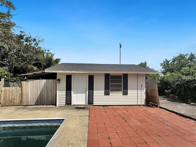 3933 Elston Street, Lake Charles, LA 70605