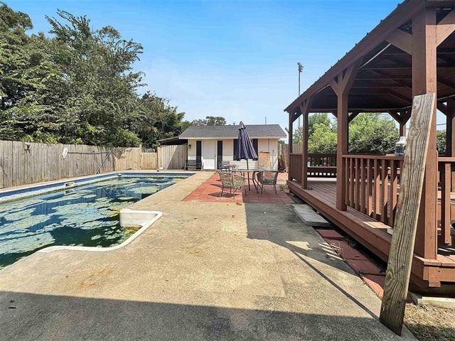 3933 Elston Street, Lake Charles, LA 70605