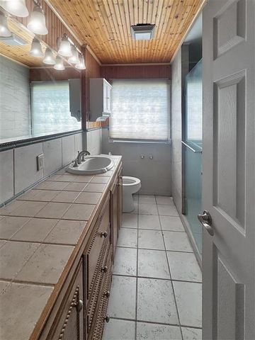 3933 Elston Street, Lake Charles, LA 70605
