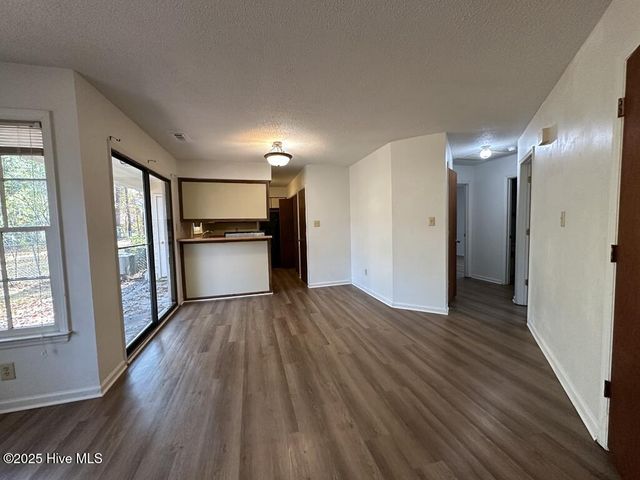 1948 Heather Loop, Midway Park, NC 28544