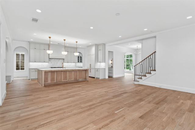 9624 Bellewood Drive, Dallas, TX 75238
