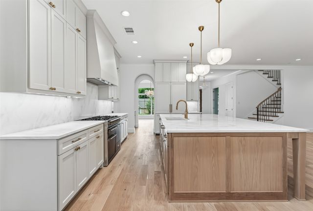 9624 Bellewood Drive, Dallas, TX 75238