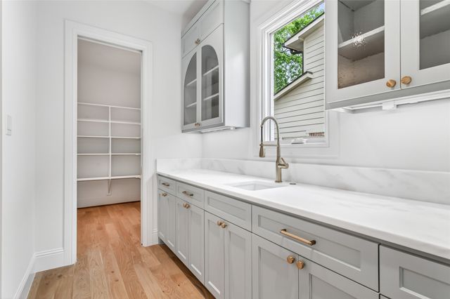 9624 Bellewood Drive, Dallas, TX 75238