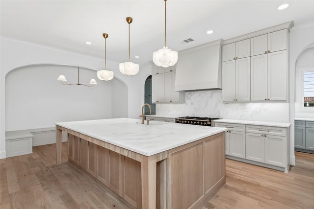 9624 Bellewood Drive, Dallas, TX 75238