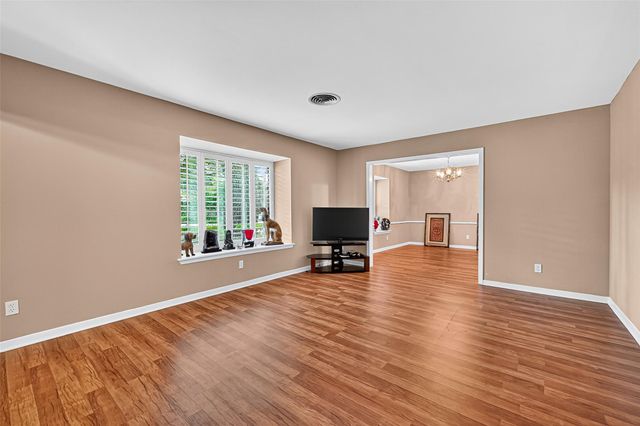 5734 Sanford Road, Houston, TX 77096