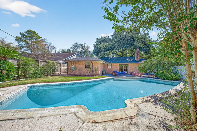 5734 Sanford Road, Houston, TX 77096