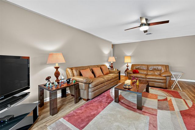 5734 Sanford Road, Houston, TX 77096