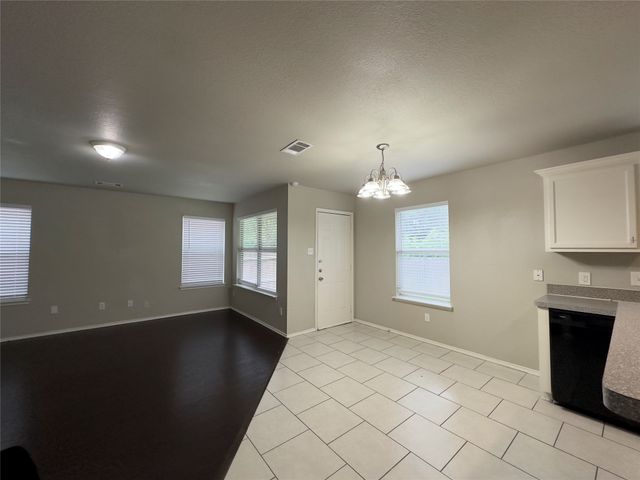 3509 Apple Valley Way, Dallas, TX 75227