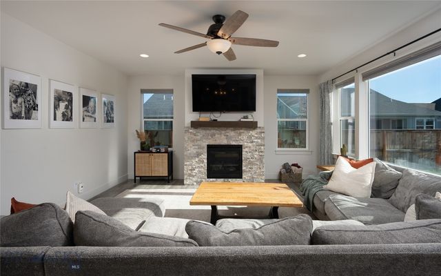 1502 Deadwood Loop, Belgrade, MT 59714