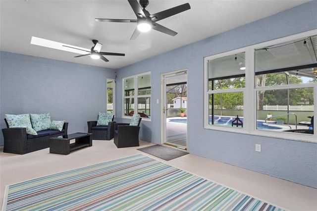 423 SPRING HOLLOW BOULEVARD, Apopka, FL 32712