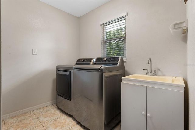 423 SPRING HOLLOW BOULEVARD, Apopka, FL 32712