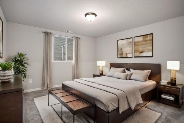 1013 Foxglove Avenue, Vicksburg, MI 49097