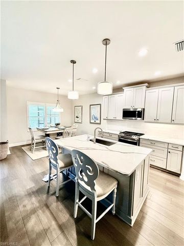 3050 Heritage Pines DR, Fort Myers, FL 33905